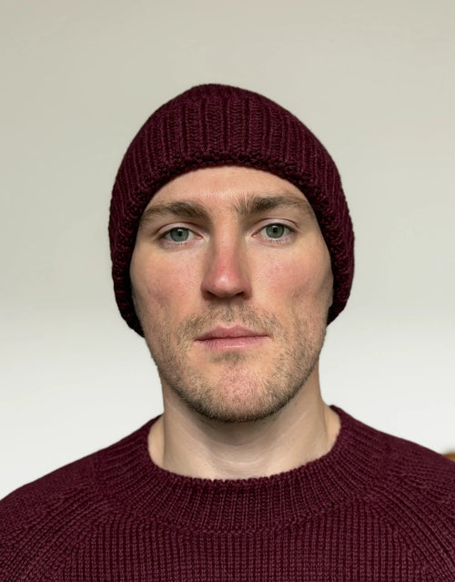 Baby Alpaca Beanie · Burgundy